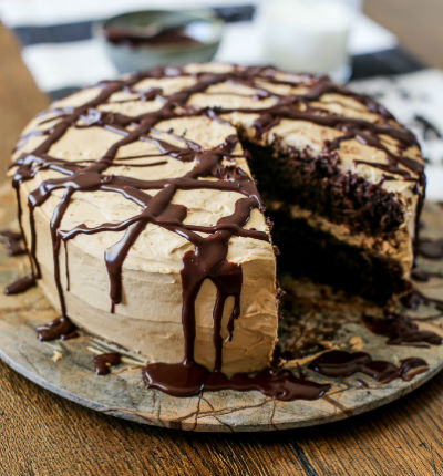 Coffee flavored cake, 1 lb (1/2 kg). (substitutions may apply if item not available)