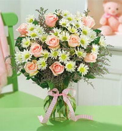 9 pink Roses and white Chrysanthemums