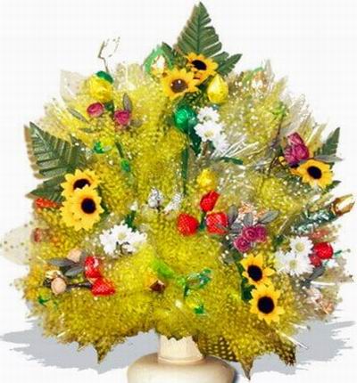 Sunflowers and green fillers in yellow wrapping