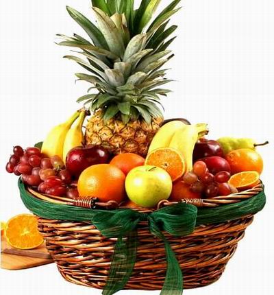 Fruit Basket with 1 Pineapple, 4 Bananas, 5 Oranges, 2 red Apples, 1 green Apple, 1 Pear, 1 Plum and Globe Grapes.