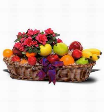 Flower basket with 6 red Apples, 4 Oranges, 2 Pears, 3 Bananas and 1 yellow Fuji Apple