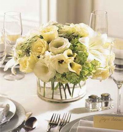 5 white Roses, 3 white Lily buds and 3 white Callas  mix display