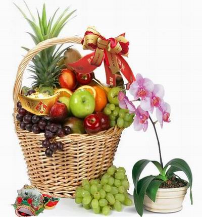 A fruit basket with 2 Pineapples, 2 bunches of Finger Grapes, 2 bunches of Globe Grapes, 2 Oranges, 4 Green Apples, 4 red Apples, 1 Peach and 2 Kiwis including 1 orchid plant.