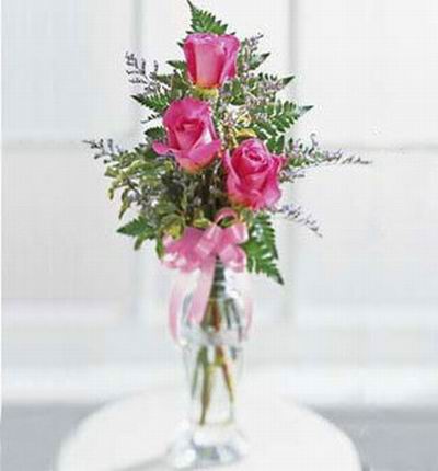 3 pink Roses with green fillers