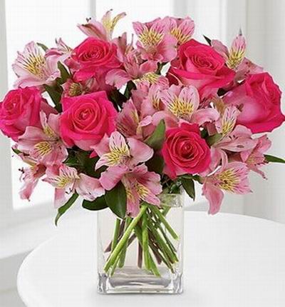 6 pink roses and 14 alstromerias