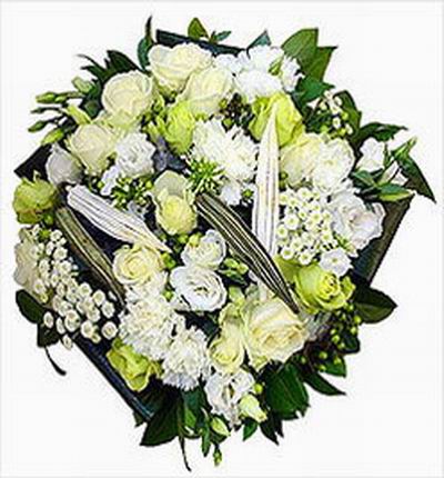 10 white Roses and 10 Carnations with white Montecasions or Baby Breathe bouquet