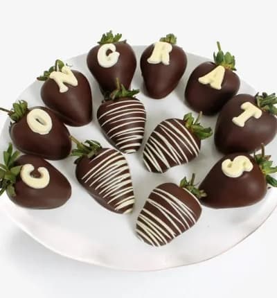 Say CONGRATS in a way that is loud, clear, and delicious. These Belgian Chocolate Covered Strawberries are a great way to celebrate the remarkable milestone in your loved ones life. Whether it's a New Baby, Graduation, or Housewarming gift, these strawberries will surly make the occasion that much more special.
Includes:
* 12 Fresh Strawberries
* 'Congrats' Chocolate Message
* Belgian Milk Chocolate
* Reusable Cooler.
ALLERGEN ALERT: Product contains egg, milk, soy, wheat, peanuts, tree nuts and coconut. We recommend that those with food related allergies take the necessary precautions.
